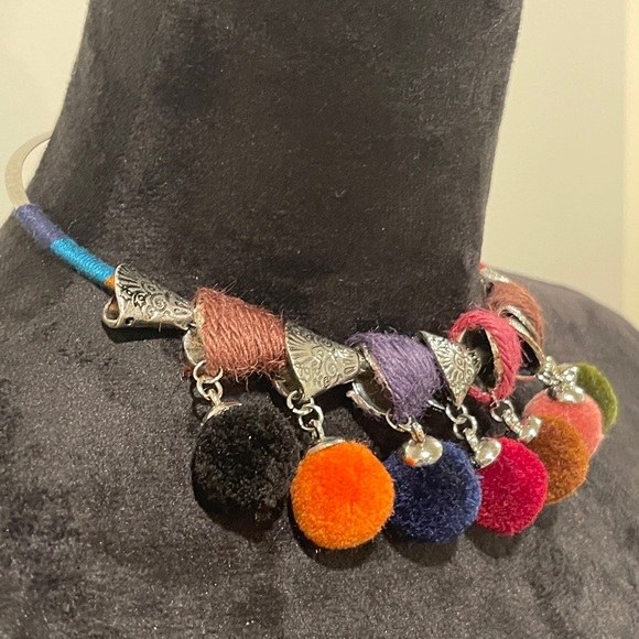 Fashion Necklace - Picture 4 of 5